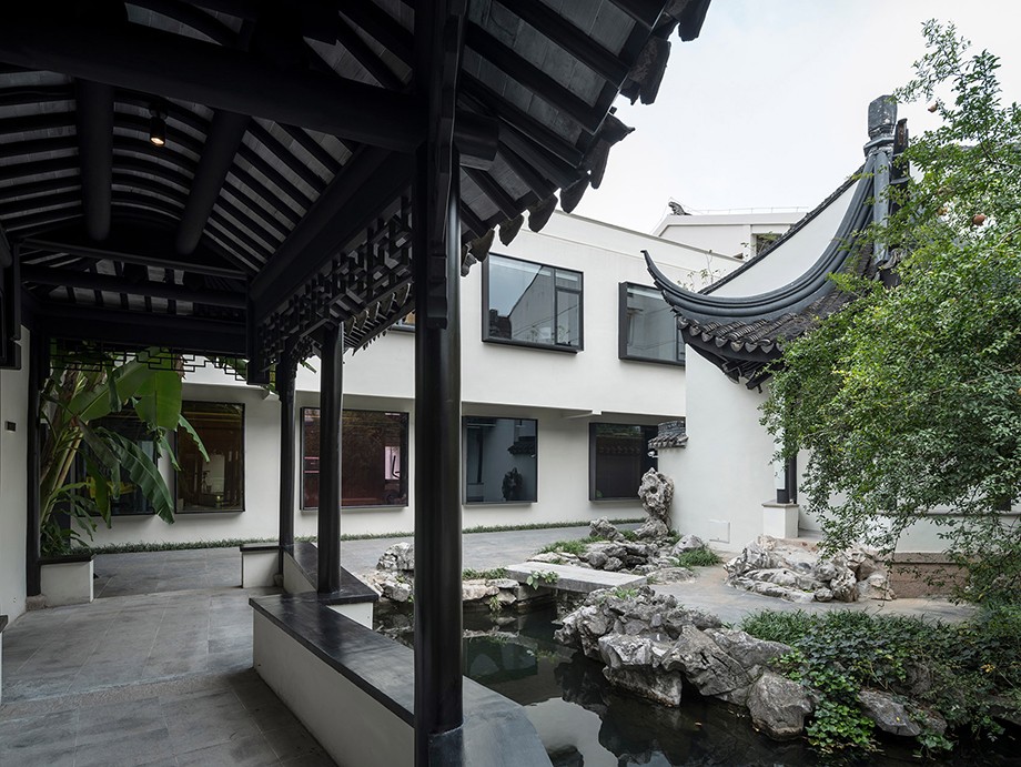蘇州有熊文旅公寓庭院走廊設計