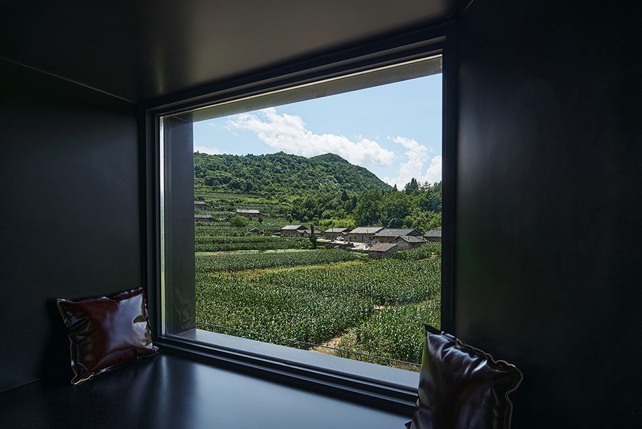 凹凸民宿酒店設(shè)計(jì)公司