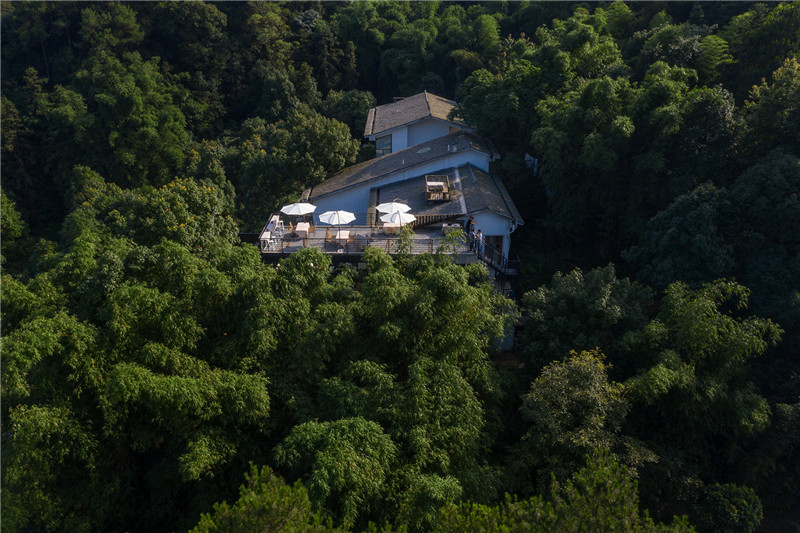 老房藝術(shù)改造   虎峰山寺下山隱民宿設(shè)計案例